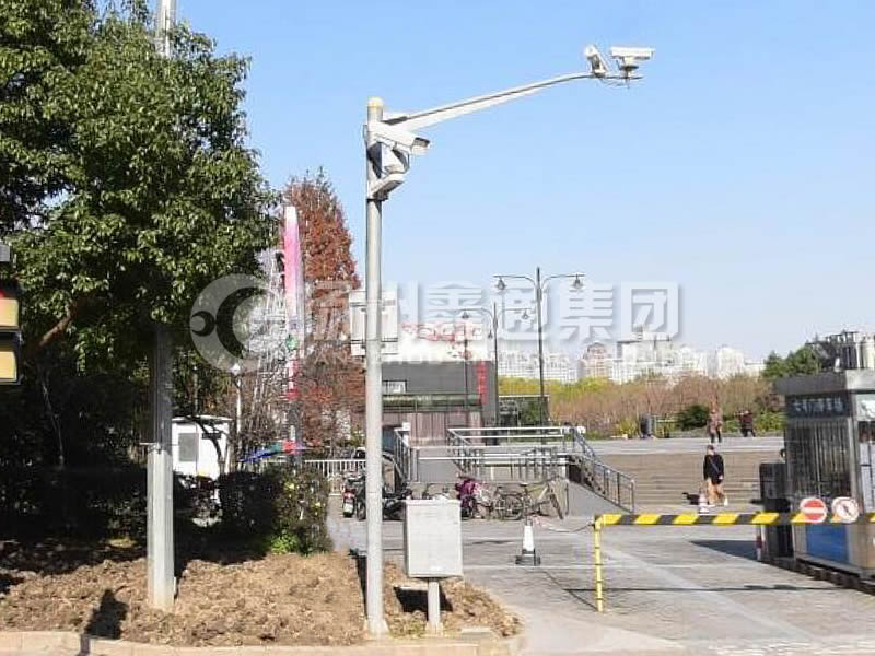 DJG-024，電子警察桿，治安監(jiān)控桿