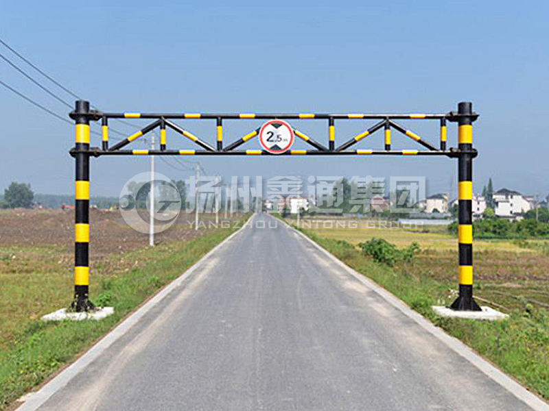LMJ-020，鄉(xiāng)道限高龍門架