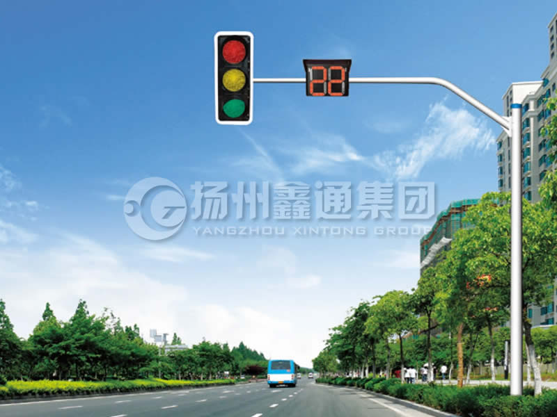 XHDG-010，彎臂信號(hào)燈桿，臨沂信號(hào)燈桿