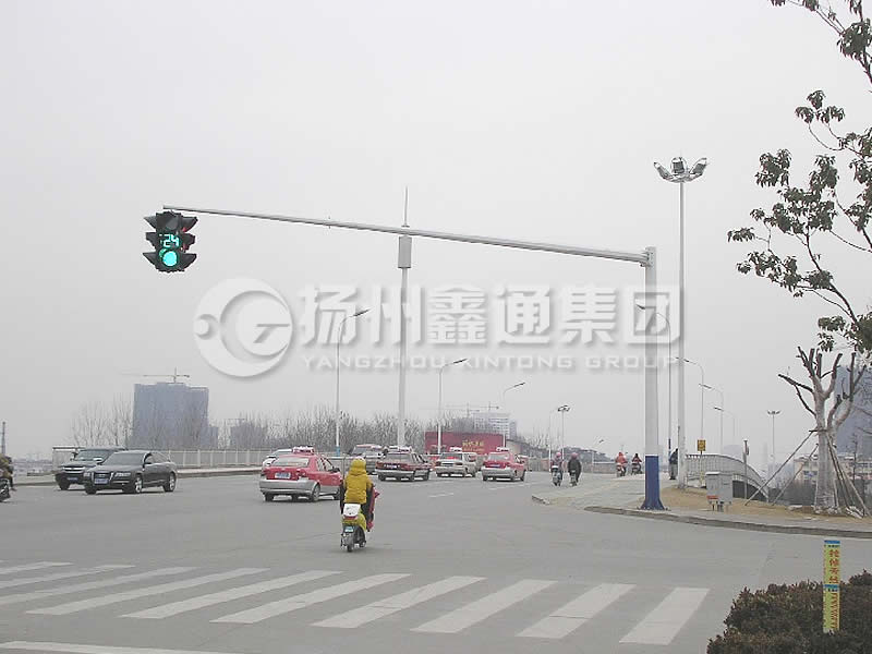 XHDG-054，釣魚桿式信號燈桿